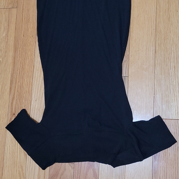 Off the shoulder black dress - Picture 4 of 4